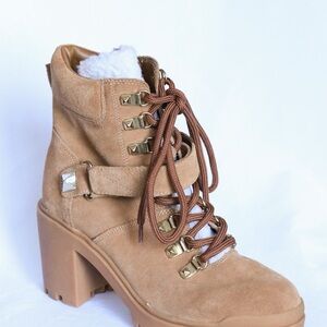 MICHAEL FISHER Tan Lace-Up Chunky Heel Ankle Boot